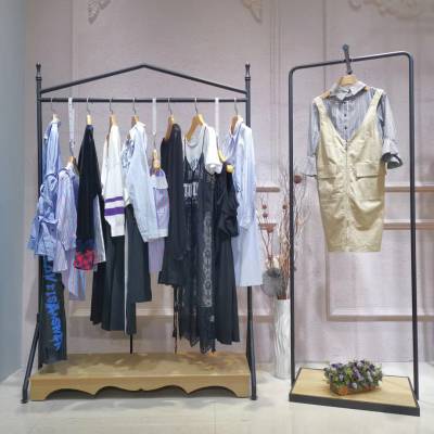 中國服裝服飾批發(fā)市場 價格、廠家與供應(yīng)商全解析
